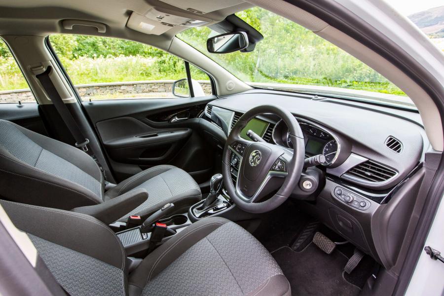 Интерьер Vauxhall Mokka X 2016 года  (фото 37 из 54)